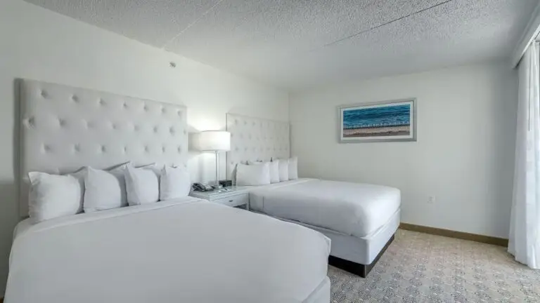 Premium double suite beds at ICONA Diamond Beach