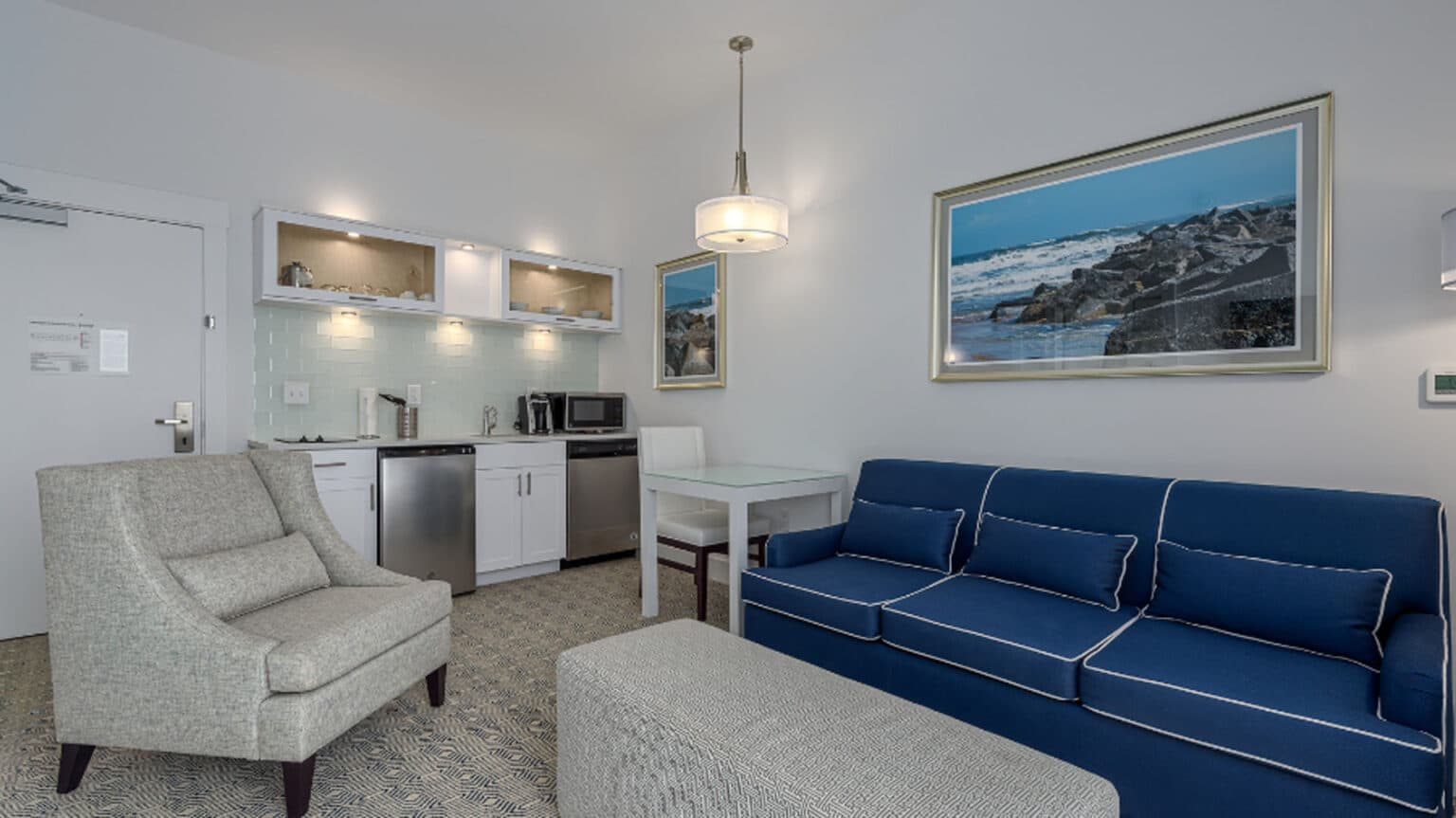 ICONA Diamond Beach Top Floor Double Suite living area and kitchenette