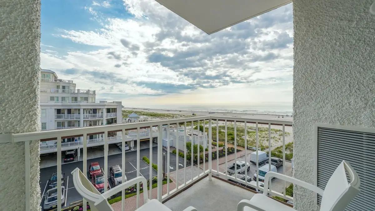 Premium double suite balcony view