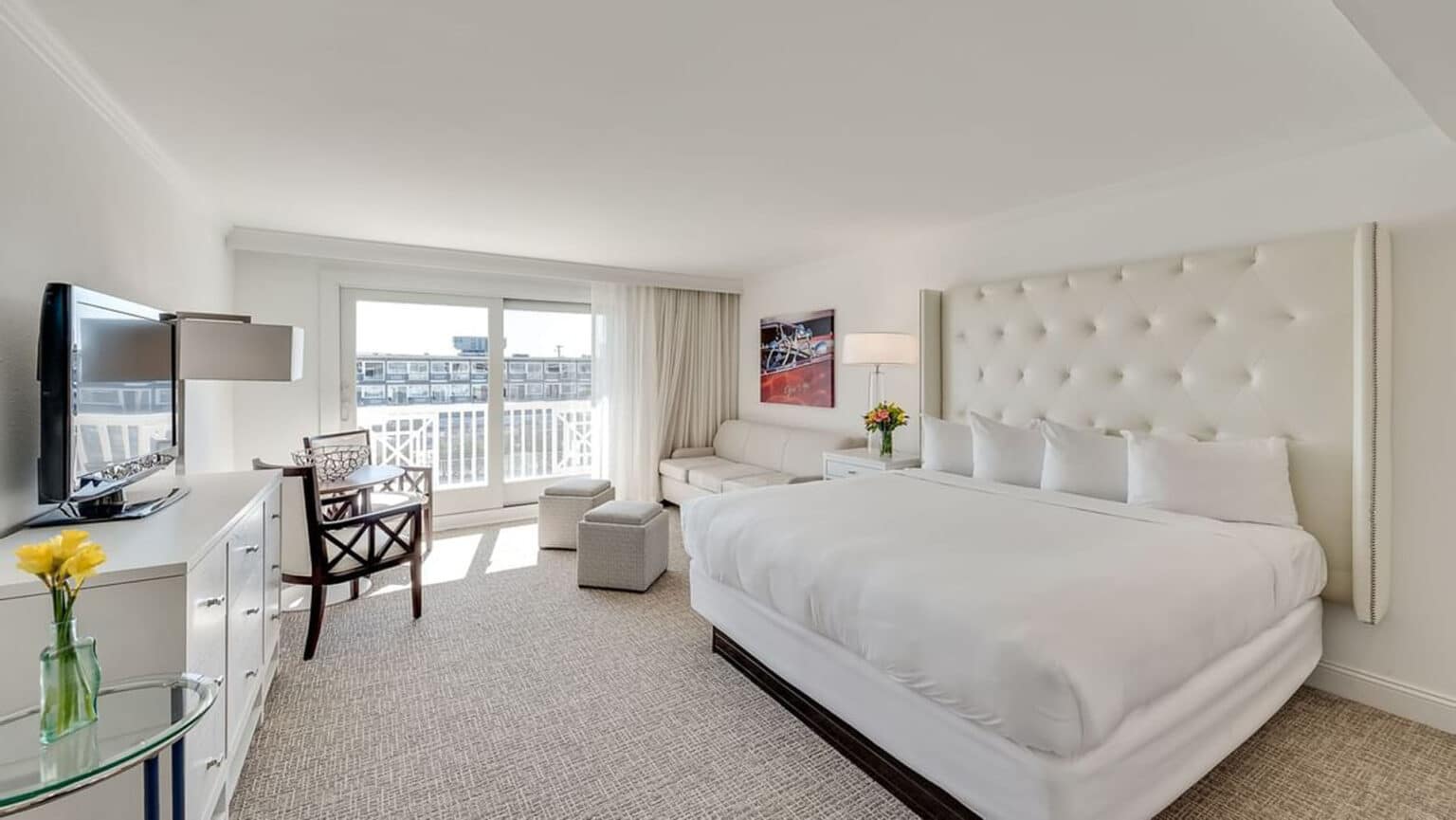 Signature king studio ADA hotel room