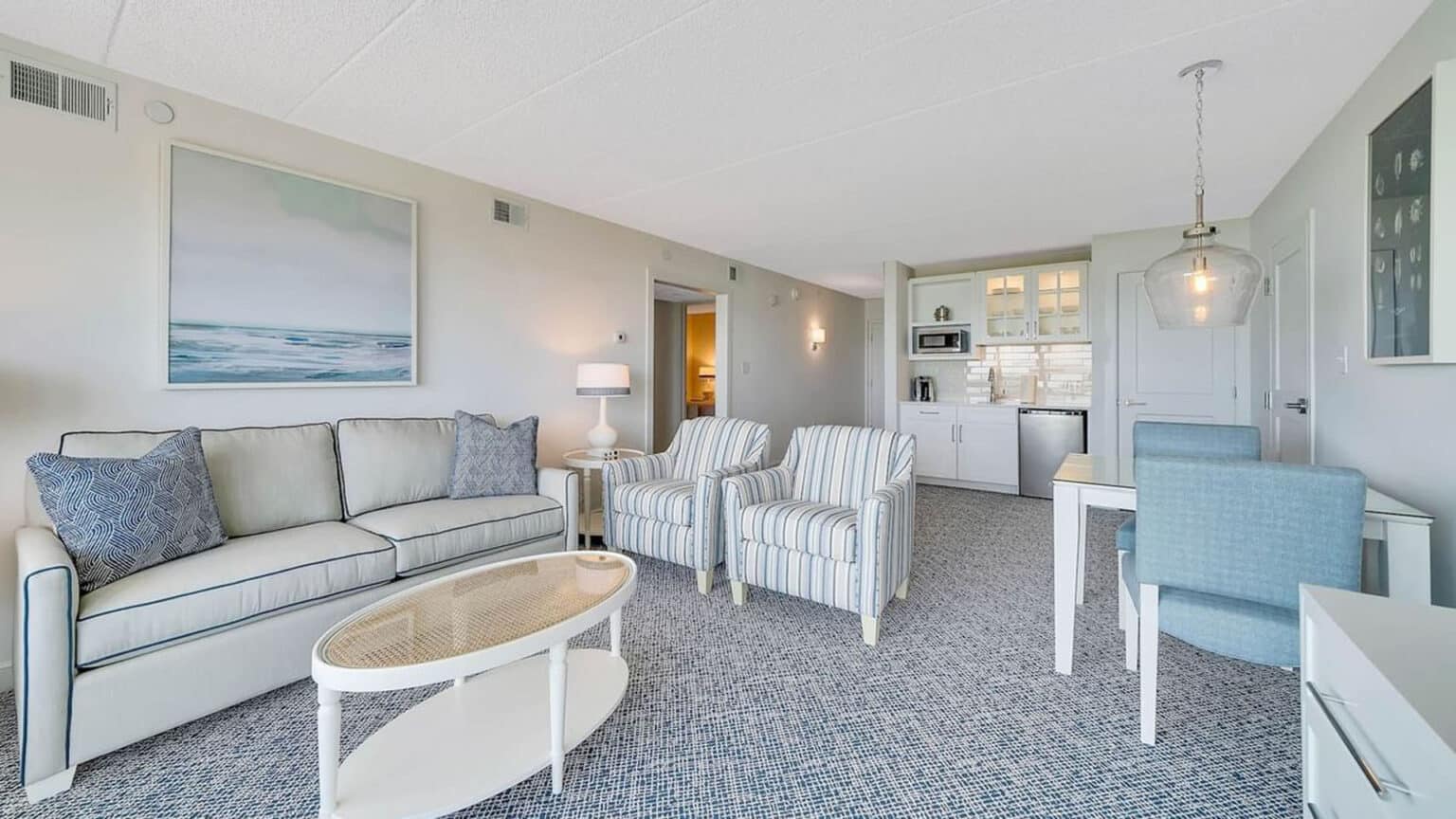 ICONA Windrift oceanfront two bedroom suite