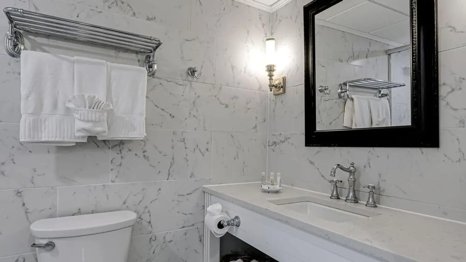 Classic family studio bathroom