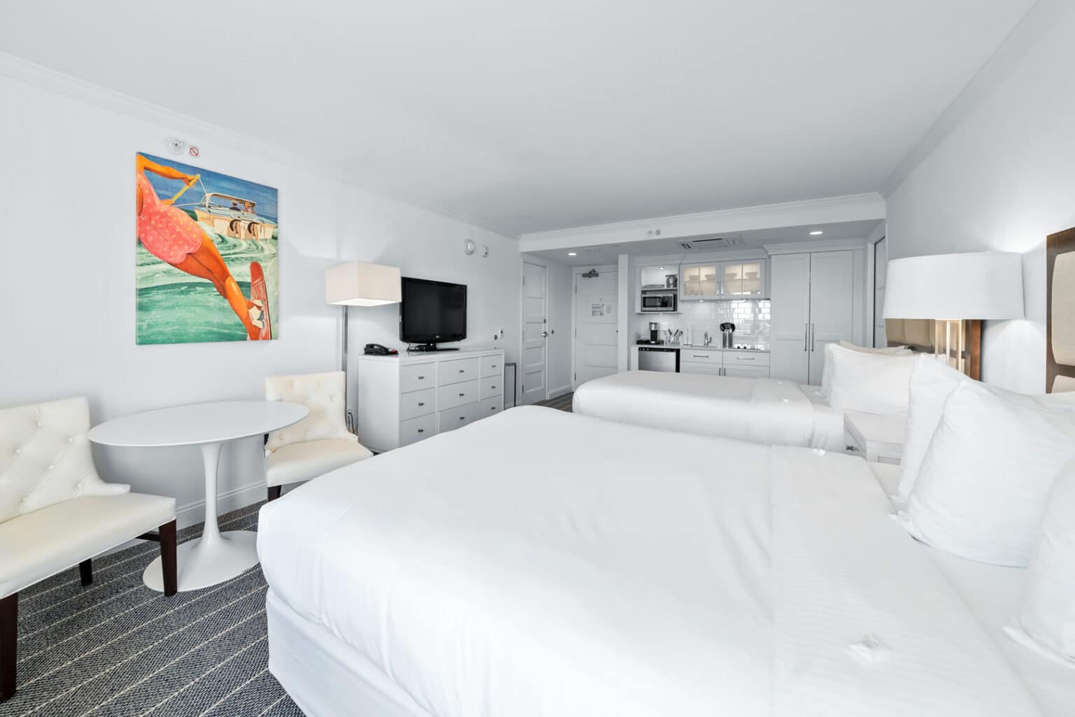 Classic Queen Studio hotel room