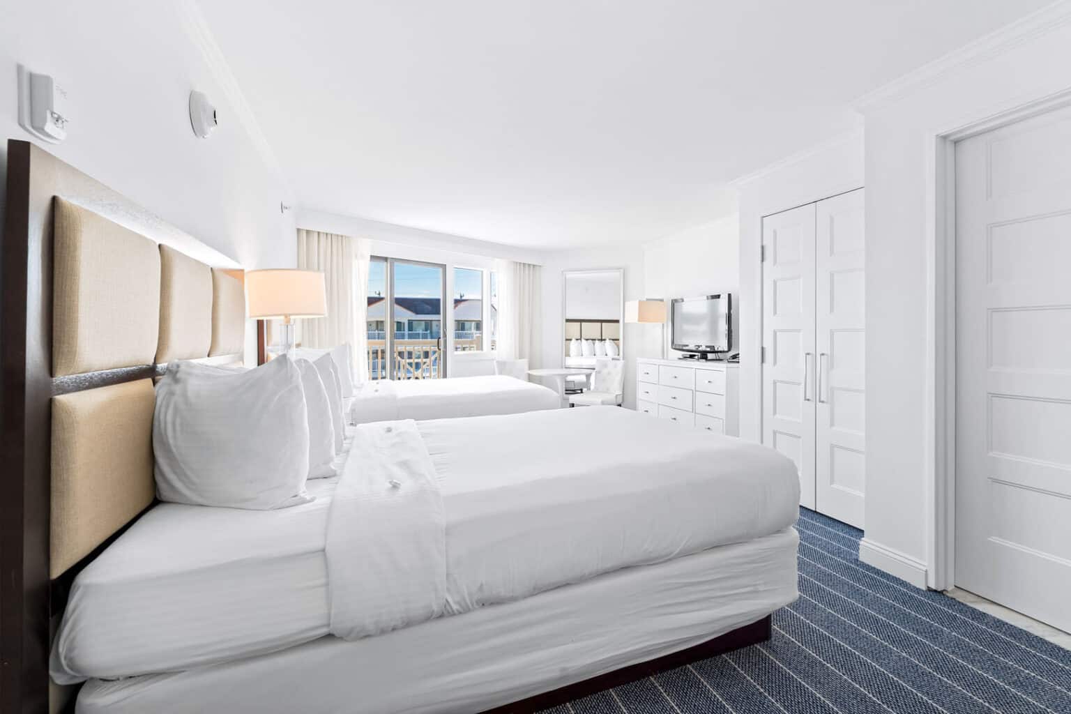 Classic queen studio ADA hotel room