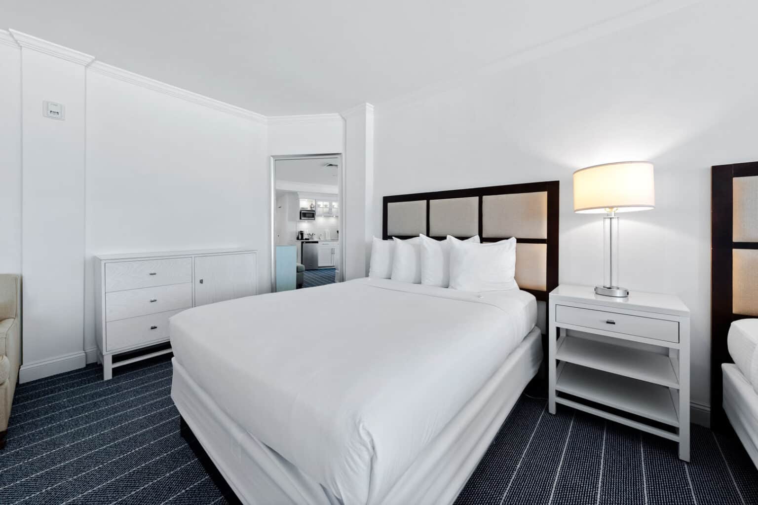 Premium family suite bed