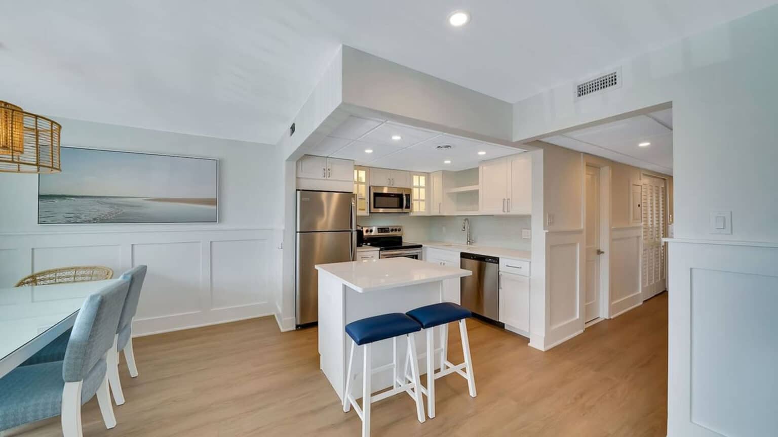 ICONA Windrift 3-bedroom hotel kitchen