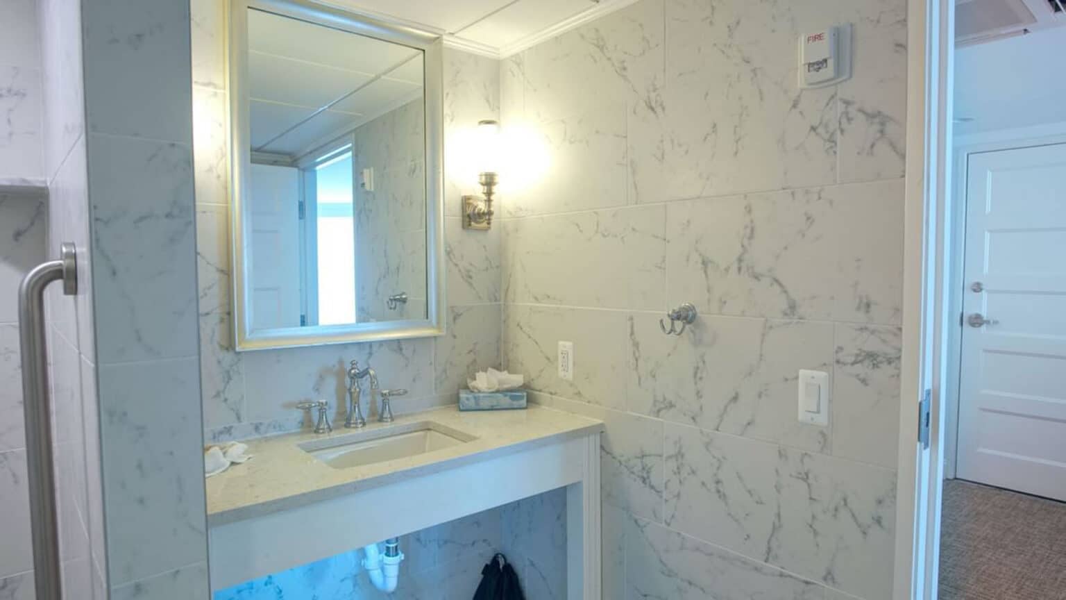 Signature king studio ADA hotel room bathroom