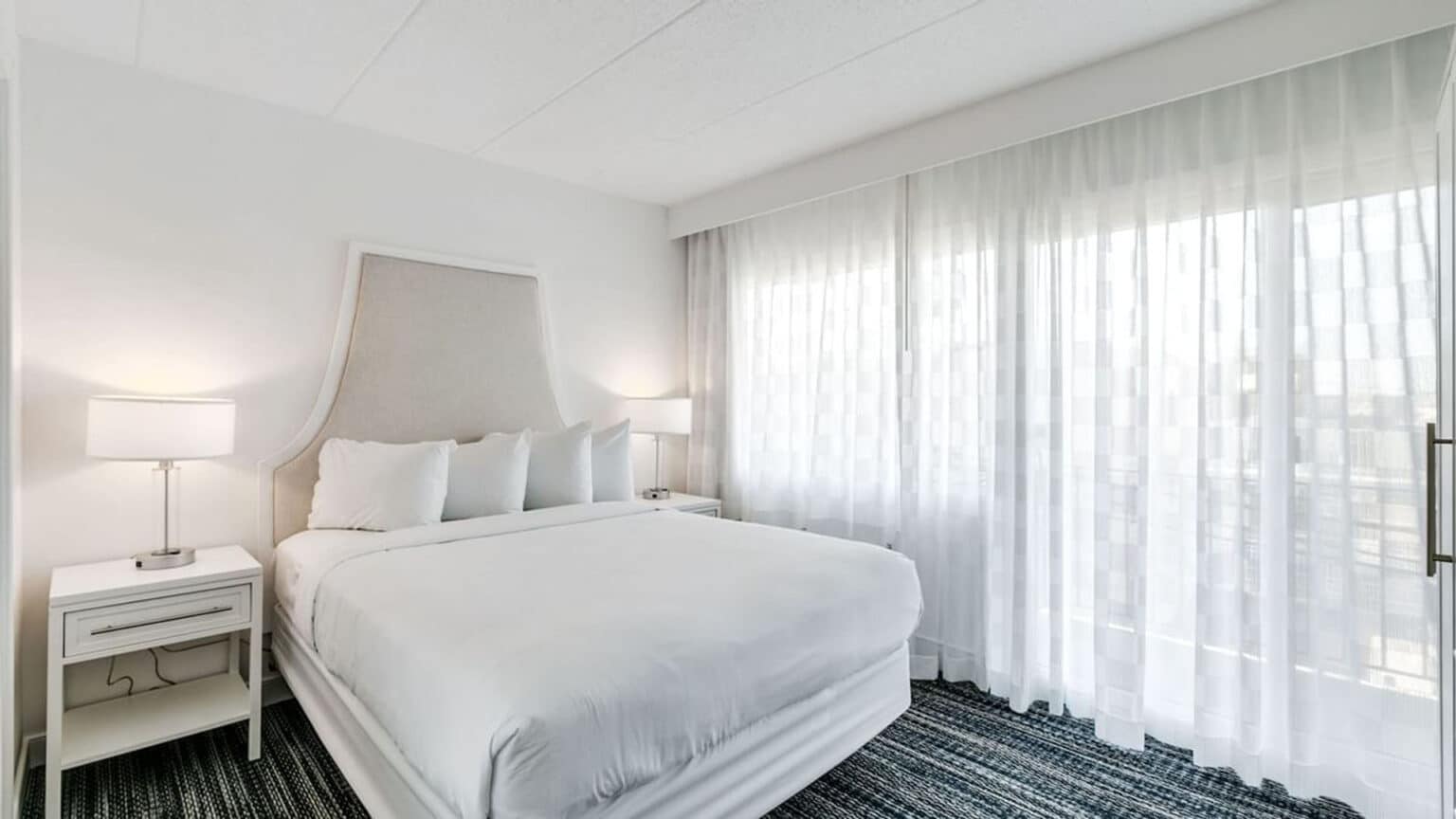 ICONA Windrift signature two bedroom suite